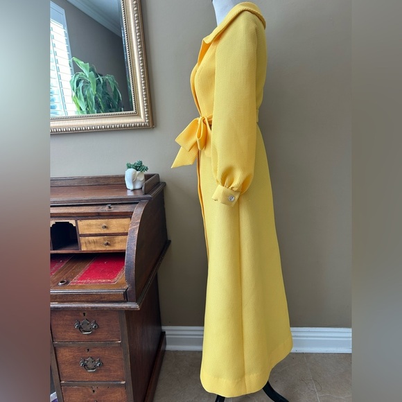 Vintage 1960s I. Magnin Studio Six Yellow Pique Maxi Dress Button Front Bow S M - Picture 5 of 12